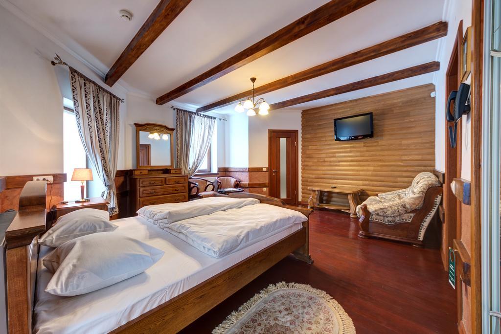 בוקובל Hotel Perlyna Karpat מראה חיצוני תמונה