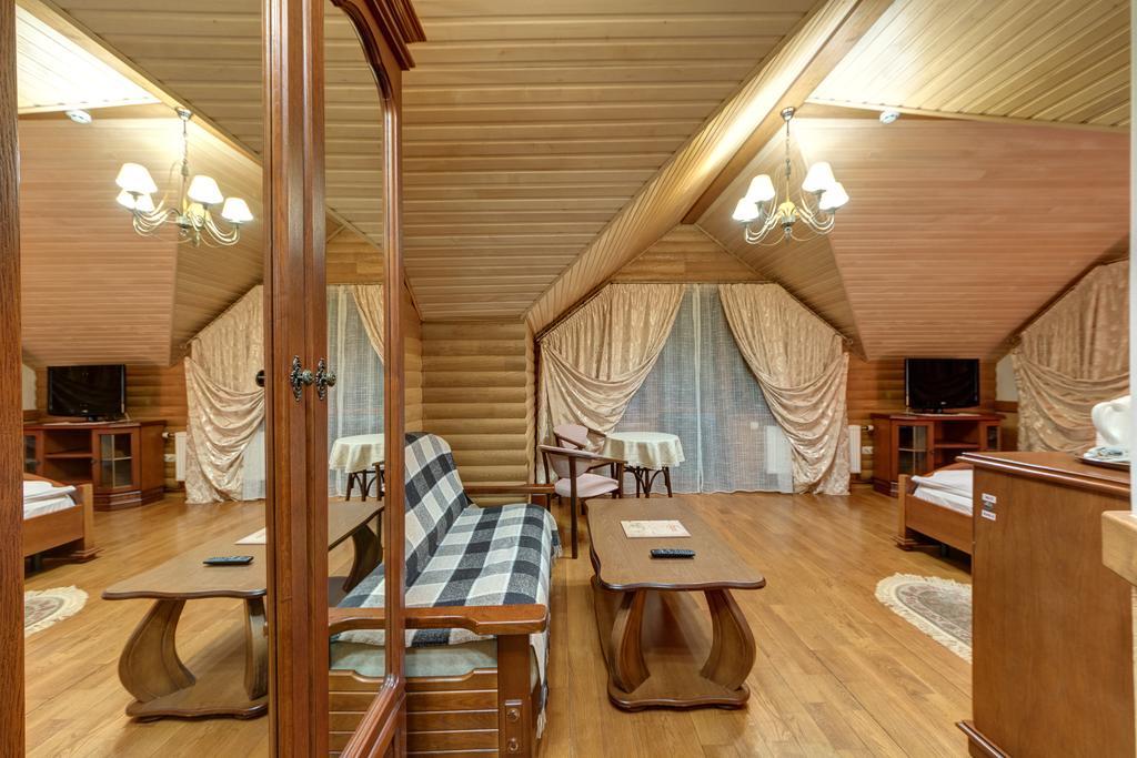 בוקובל Hotel Perlyna Karpat מראה חיצוני תמונה
