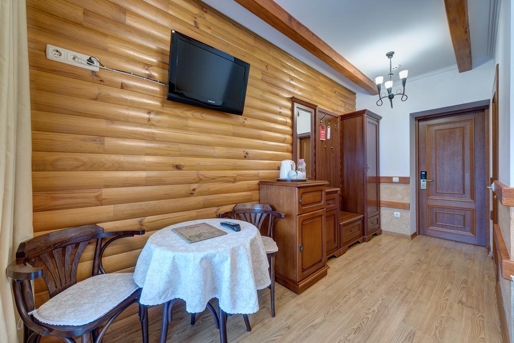 בוקובל Hotel Perlyna Karpat מראה חיצוני תמונה