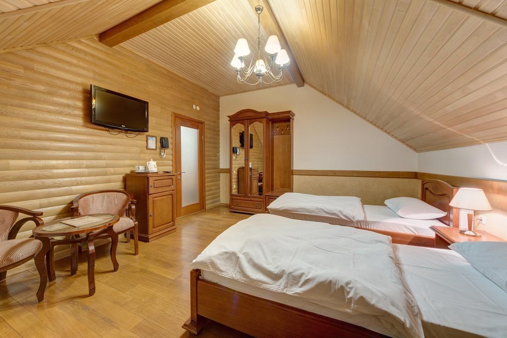 בוקובל Hotel Perlyna Karpat מראה חיצוני תמונה