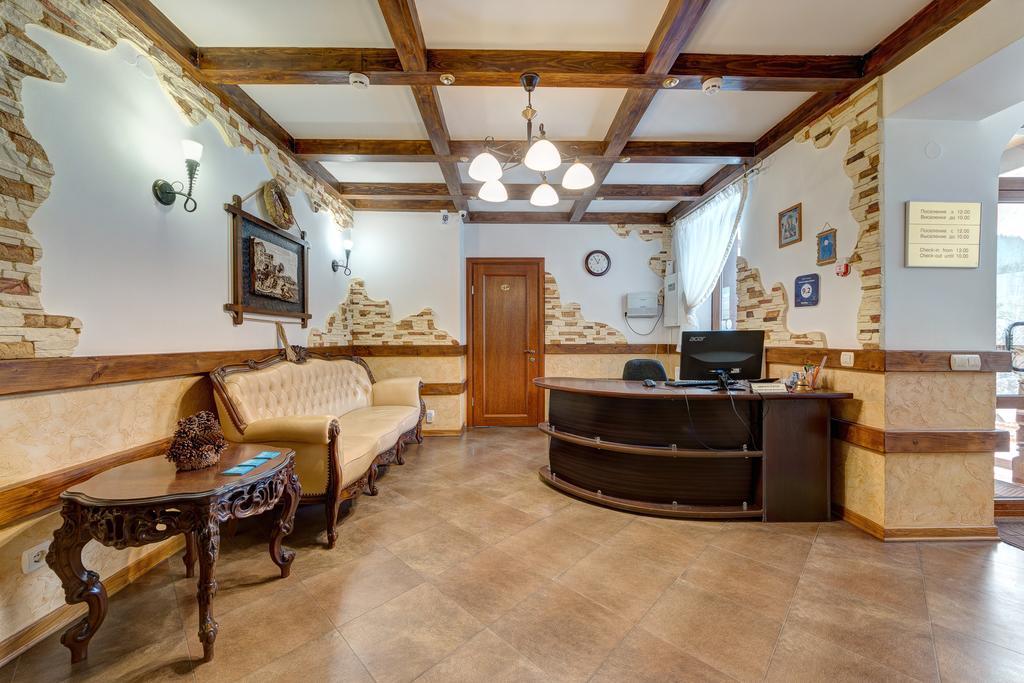 בוקובל Hotel Perlyna Karpat מראה חיצוני תמונה