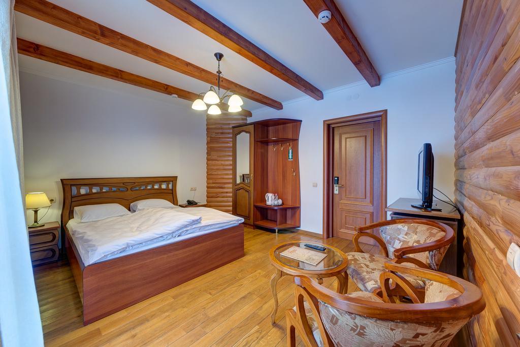 בוקובל Hotel Perlyna Karpat מראה חיצוני תמונה