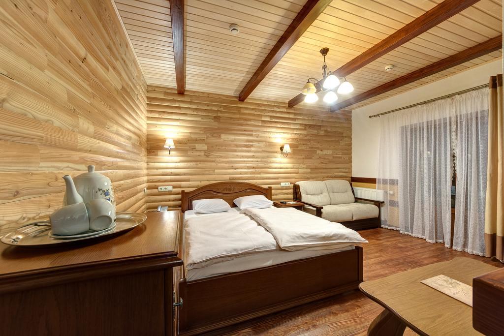 בוקובל Hotel Perlyna Karpat מראה חיצוני תמונה