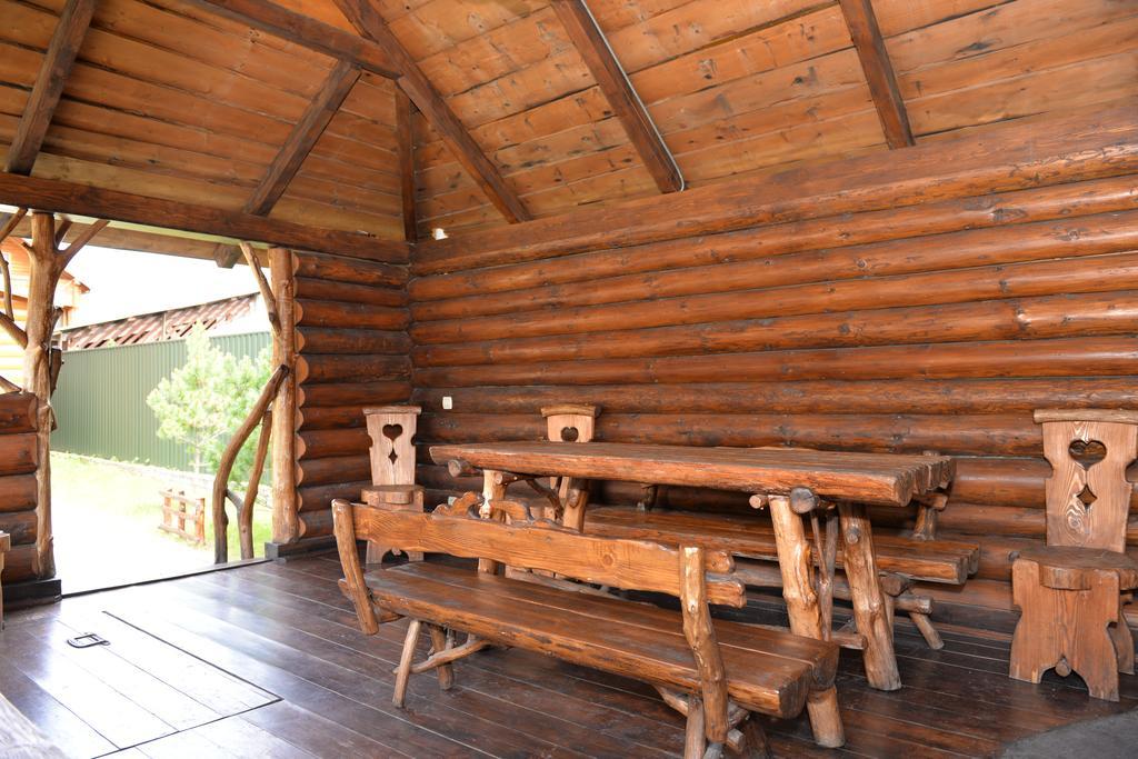בוקובל Hotel Perlyna Karpat מראה חיצוני תמונה